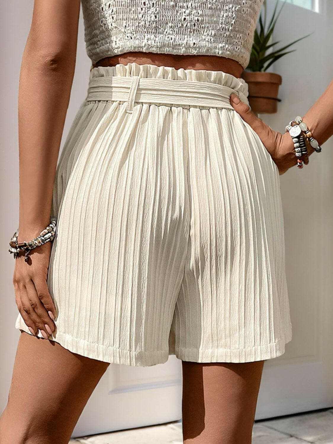 Chic high waist shorts with pockets - Love Salve 