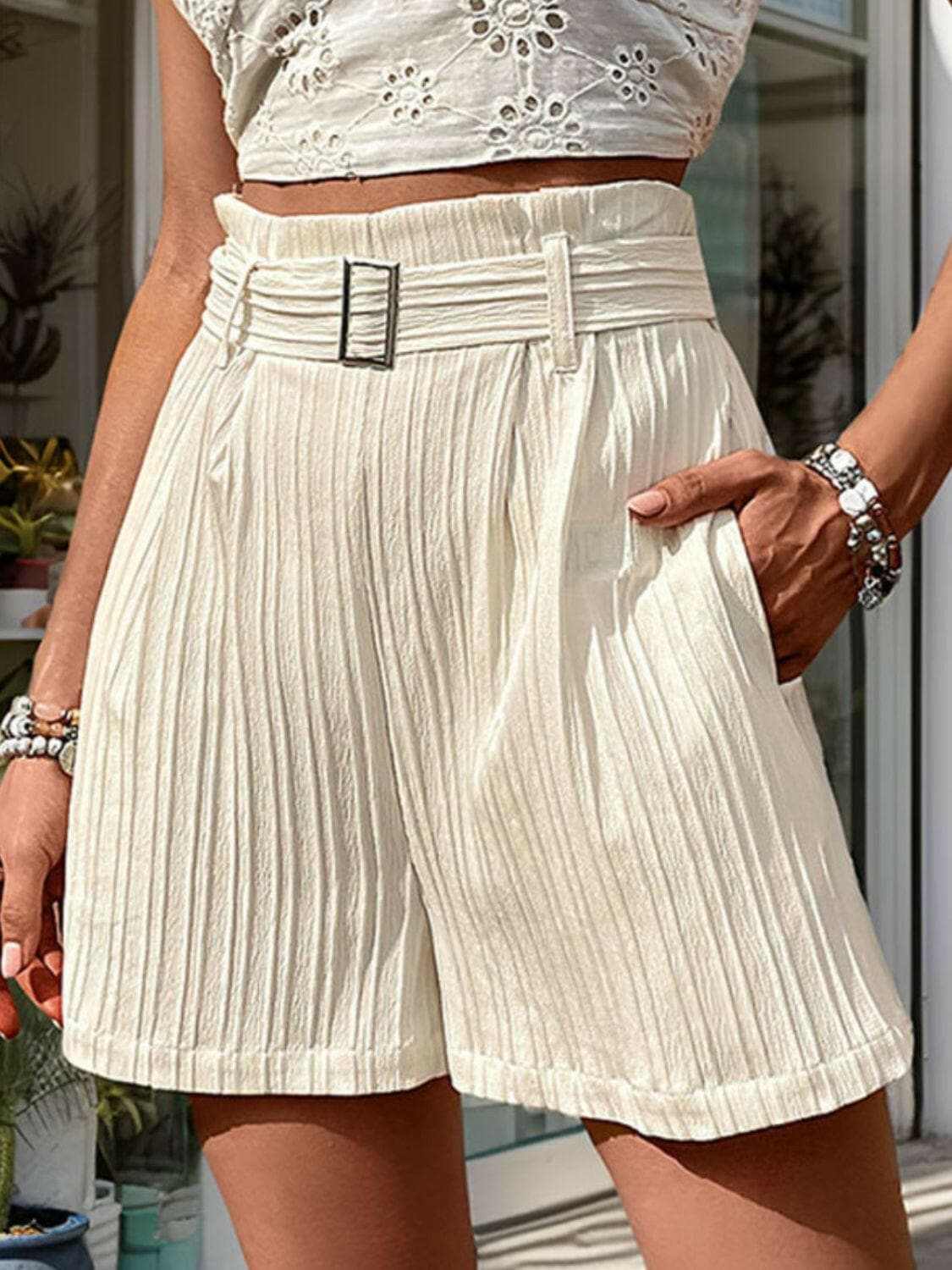 Chic high waist shorts with pockets - Love Salve 
