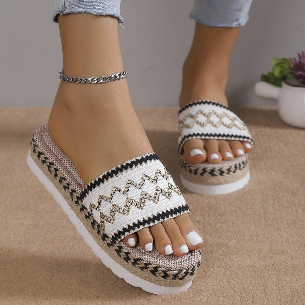 Chic open toe platform sandals - Love Salve 