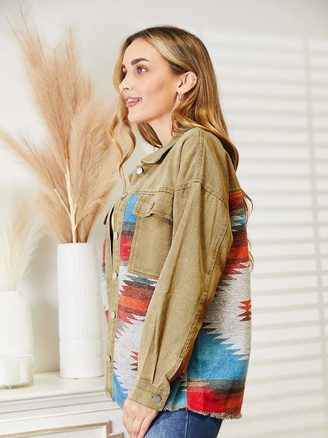 Chic oversized denim jacket with print 