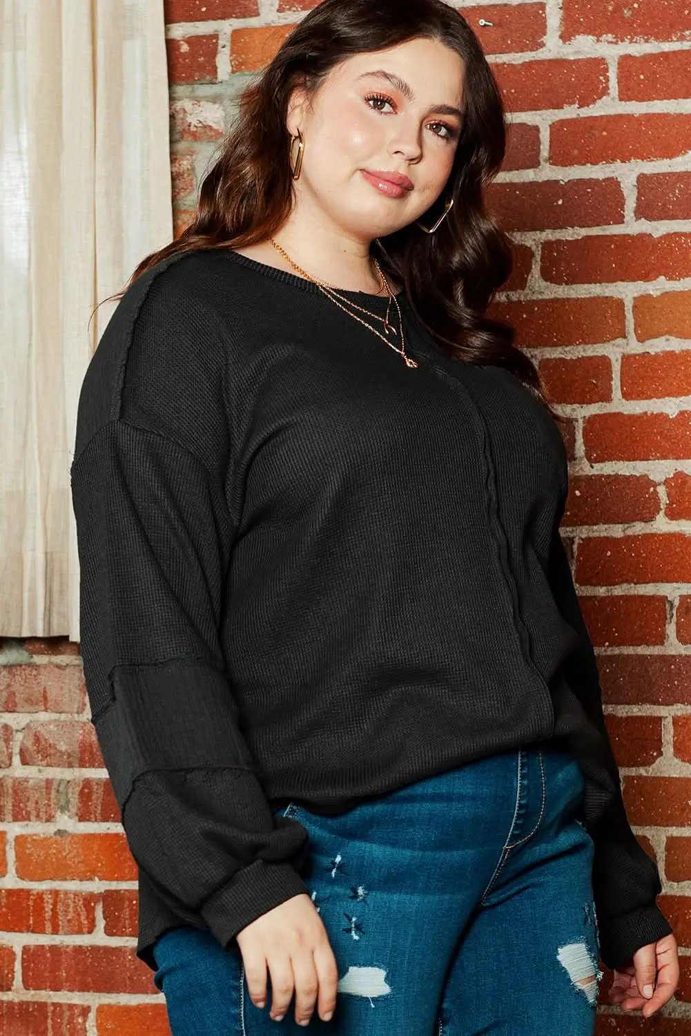 Chic plus-size black crinkle top - Love Salve 
