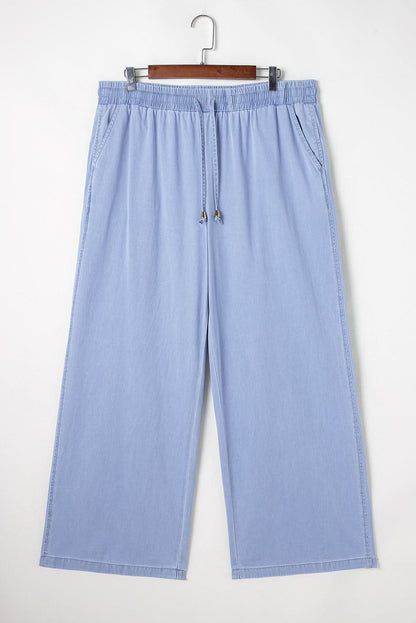 Chic plus size high-waisted jeans 