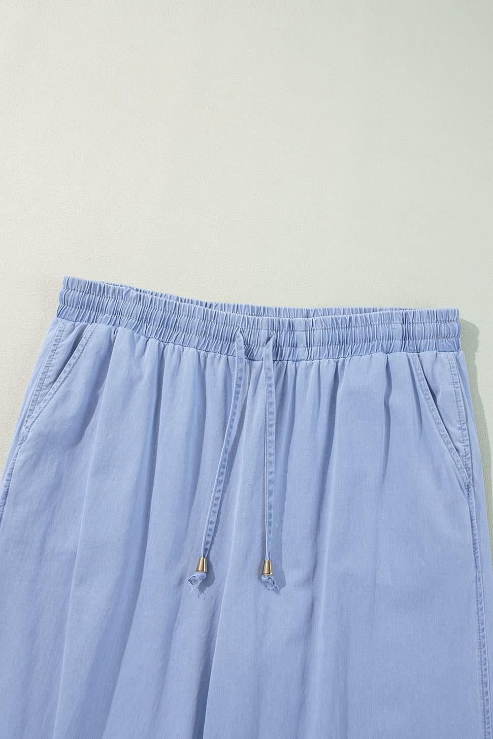 Chic plus size high-waisted jeans 