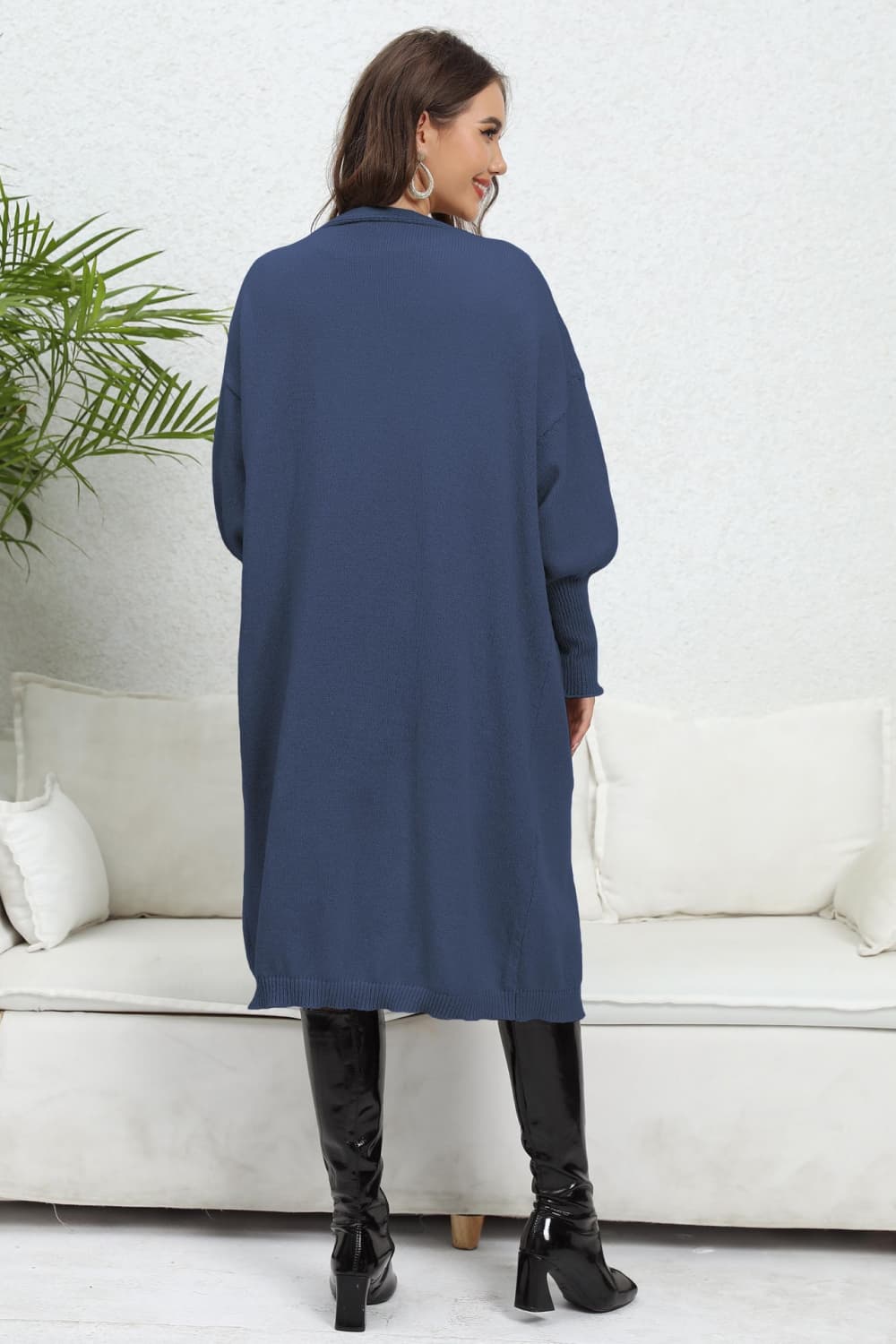Chic pocketed cardigan with lantern sleeves 