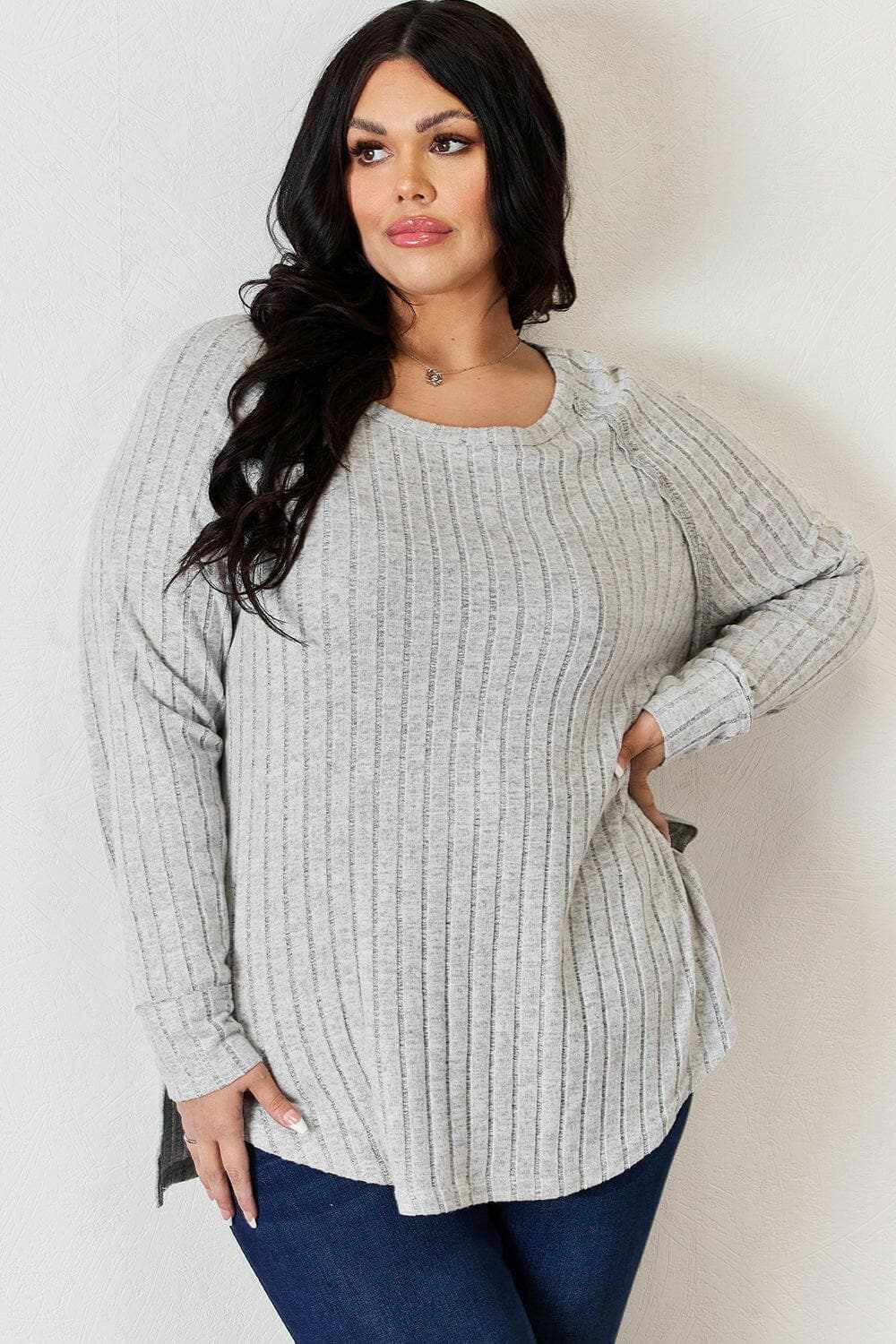 Chic ribbed round neck tee - Love Salve 