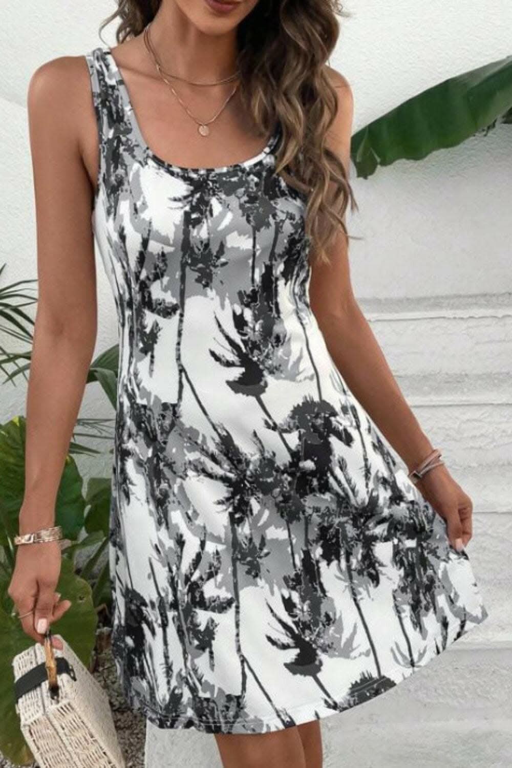 Chic scoop neck mini dress - Love Salve 