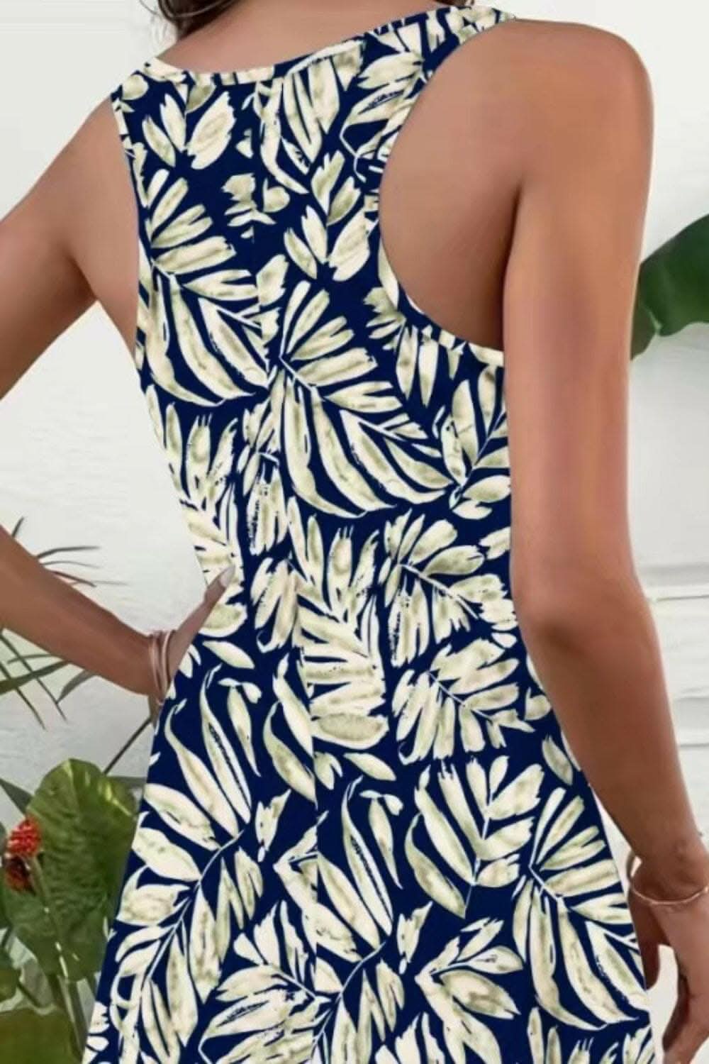 Chic scoop neck mini dress - Love Salve 