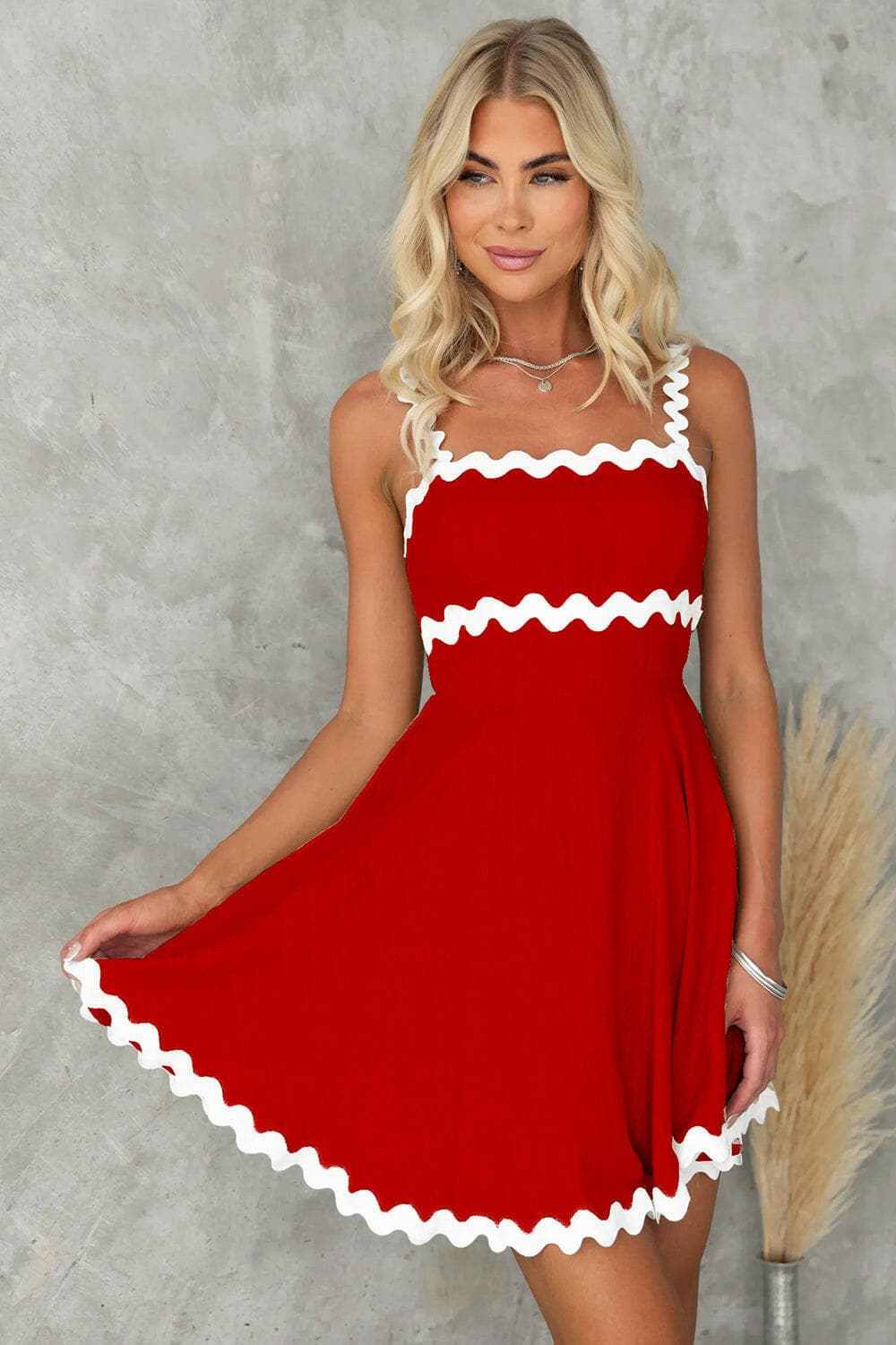 Chic square neck mini dress with contrast trim - Love Salve 