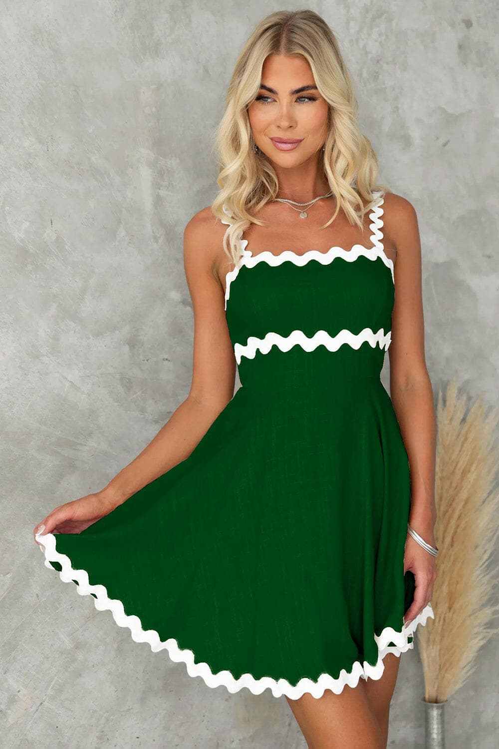 Chic square neck mini dress with contrast trim - Love Salve 