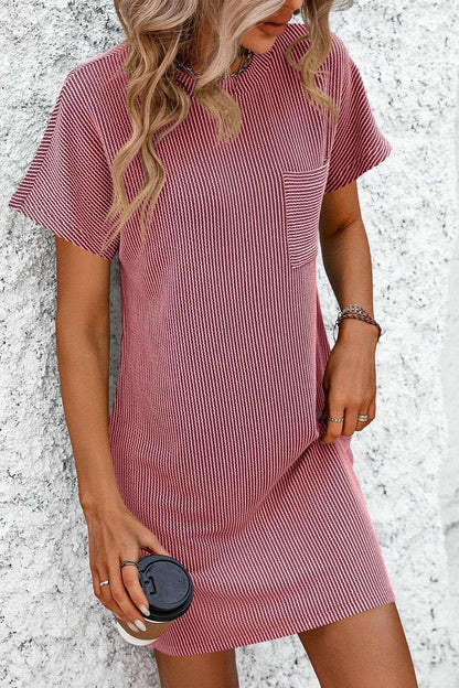 Chic striped mini dress with pockets 