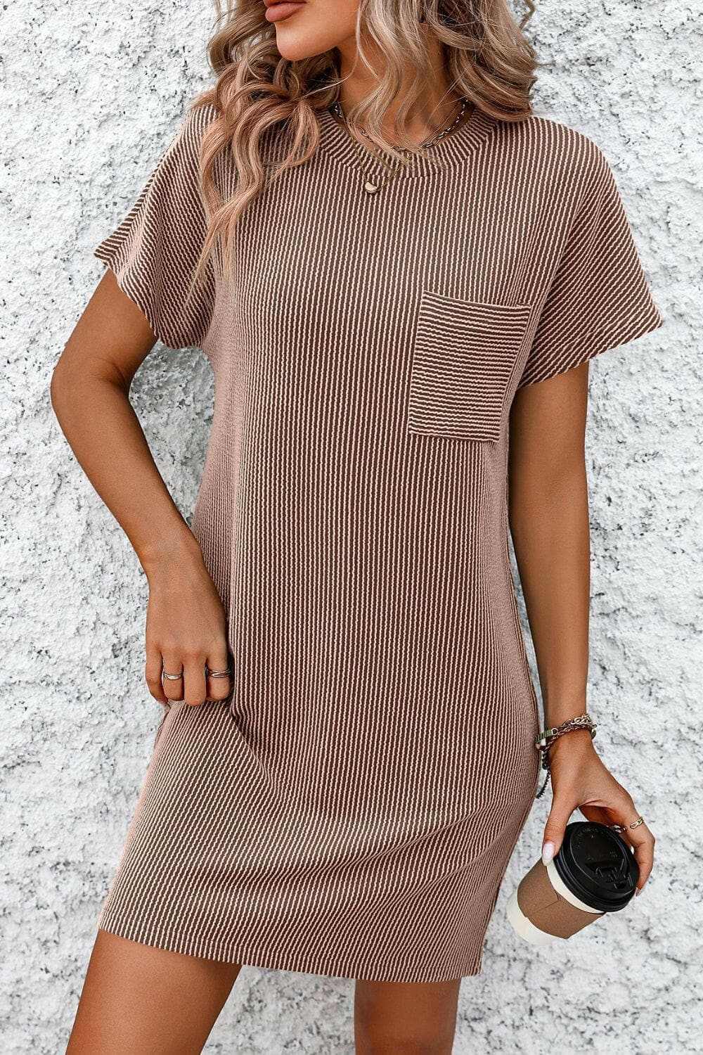 Chic striped mini dress with pockets 