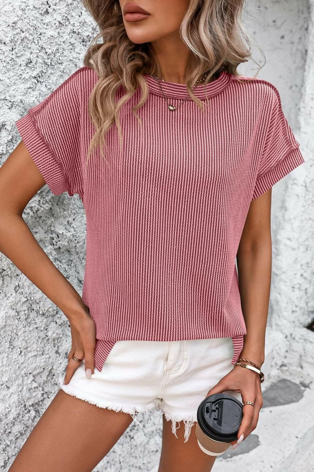 Chic striped ribbed tee with seams 