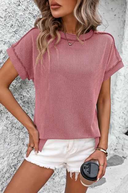 Chic striped ribbed tee with seams 