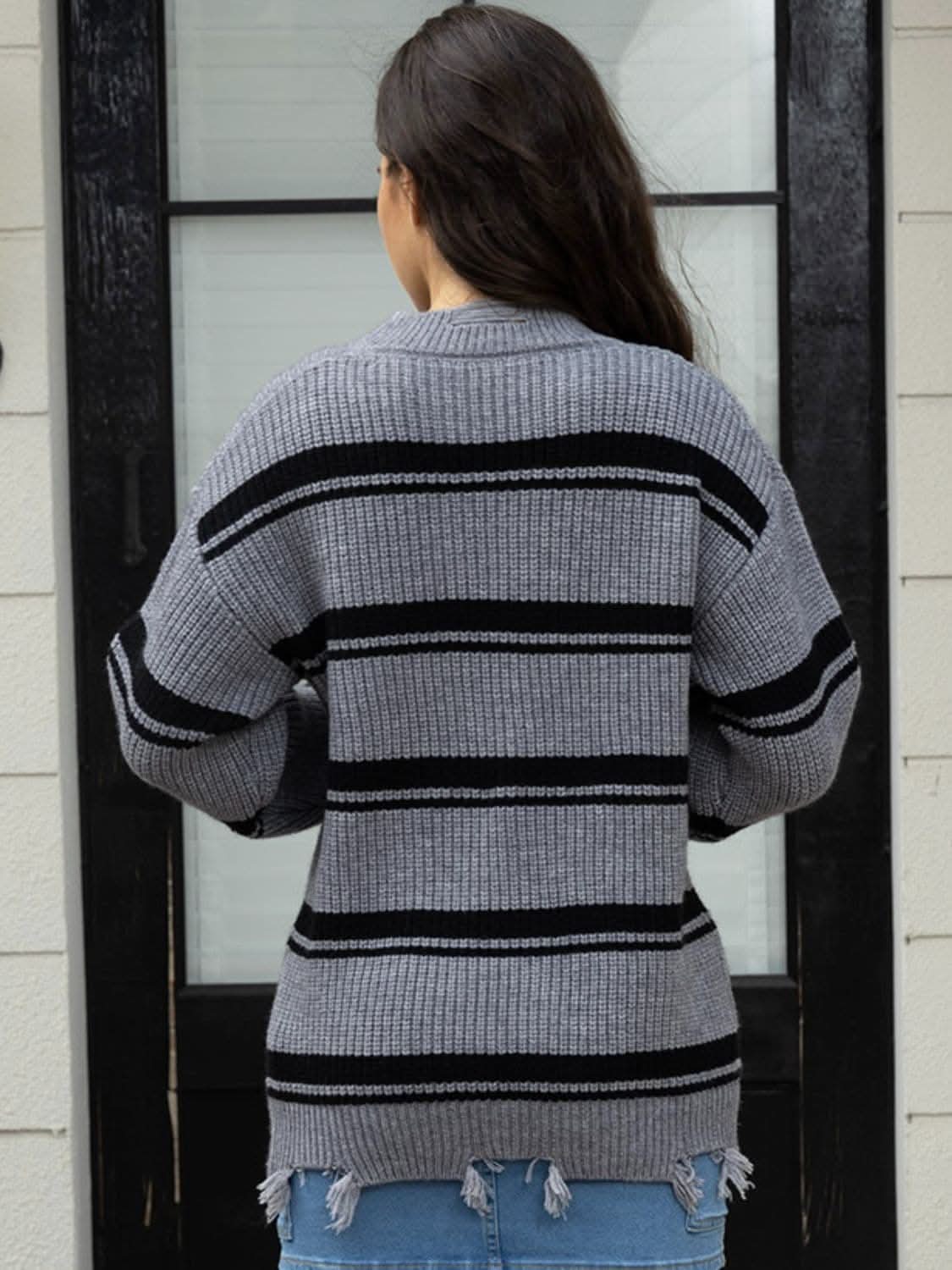 Chic striped sweater with frayed hem 