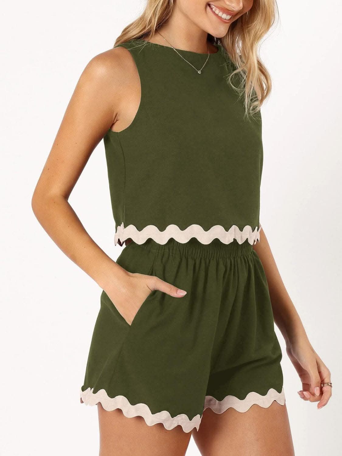 Chic two-piece top and shorts set 