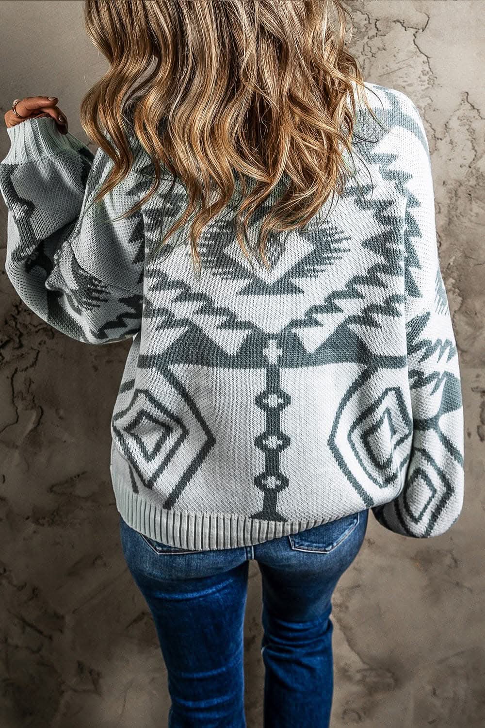 Chic v-neck cardigan with pockets - Love Salve 