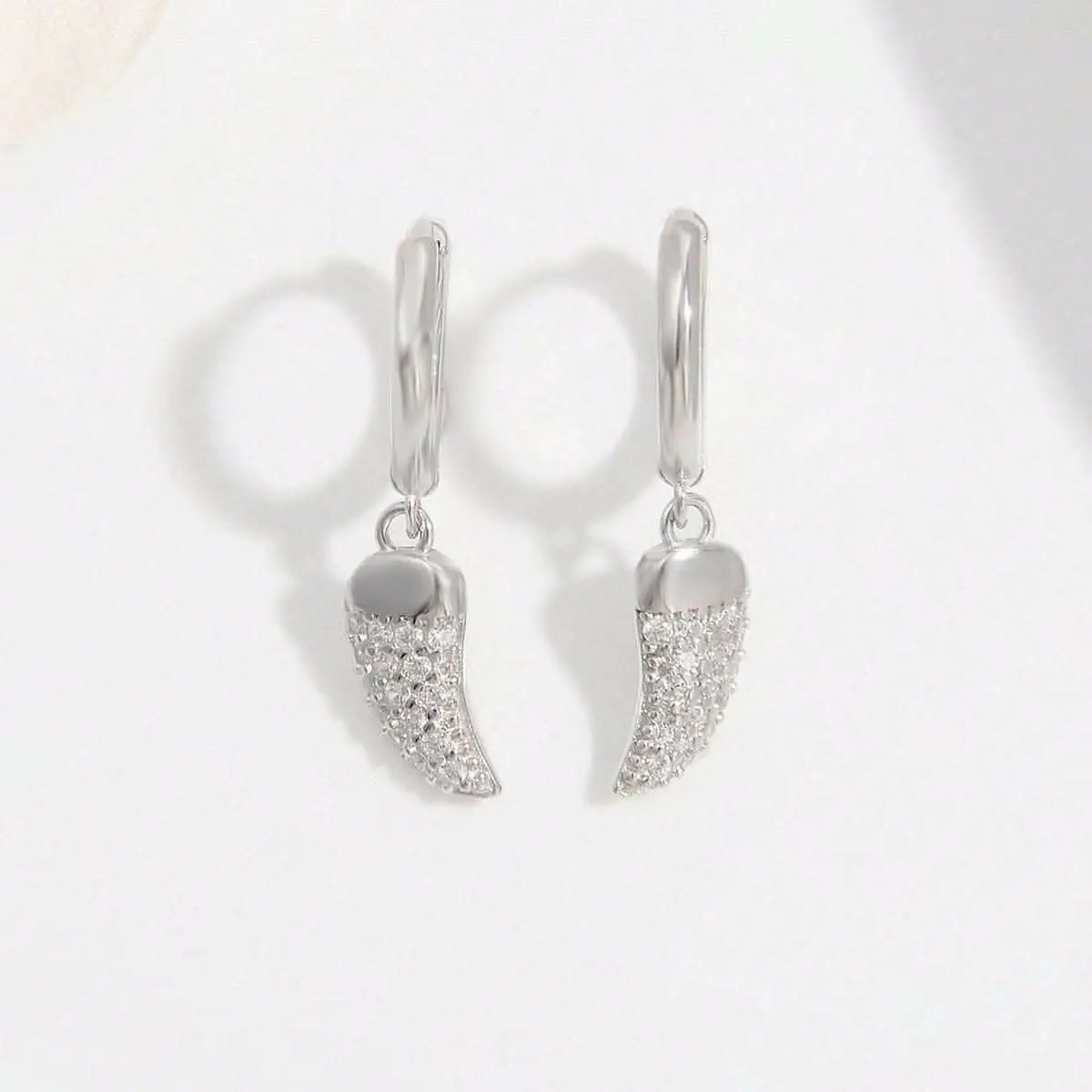 Chili zircon earrings in silver - Love Salve 