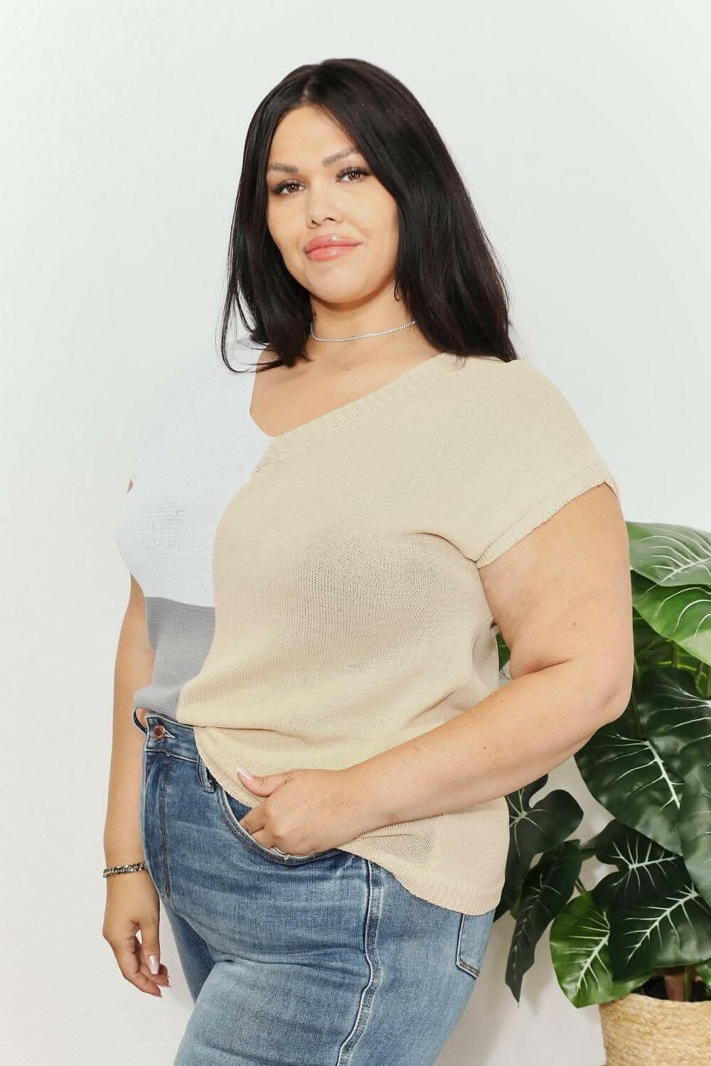 Color block v-neck knit top 