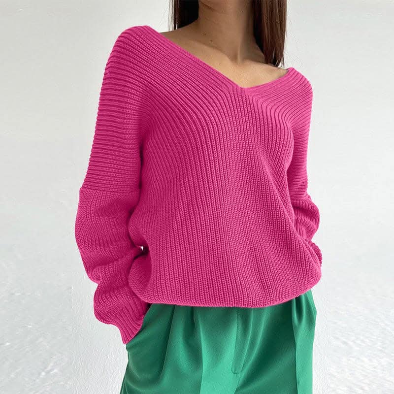 Cozy V-neck sweater with dropped shoulders 