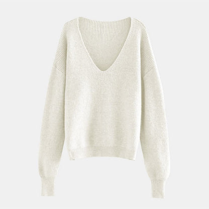Cozy V-neck sweater with dropped shoulders 