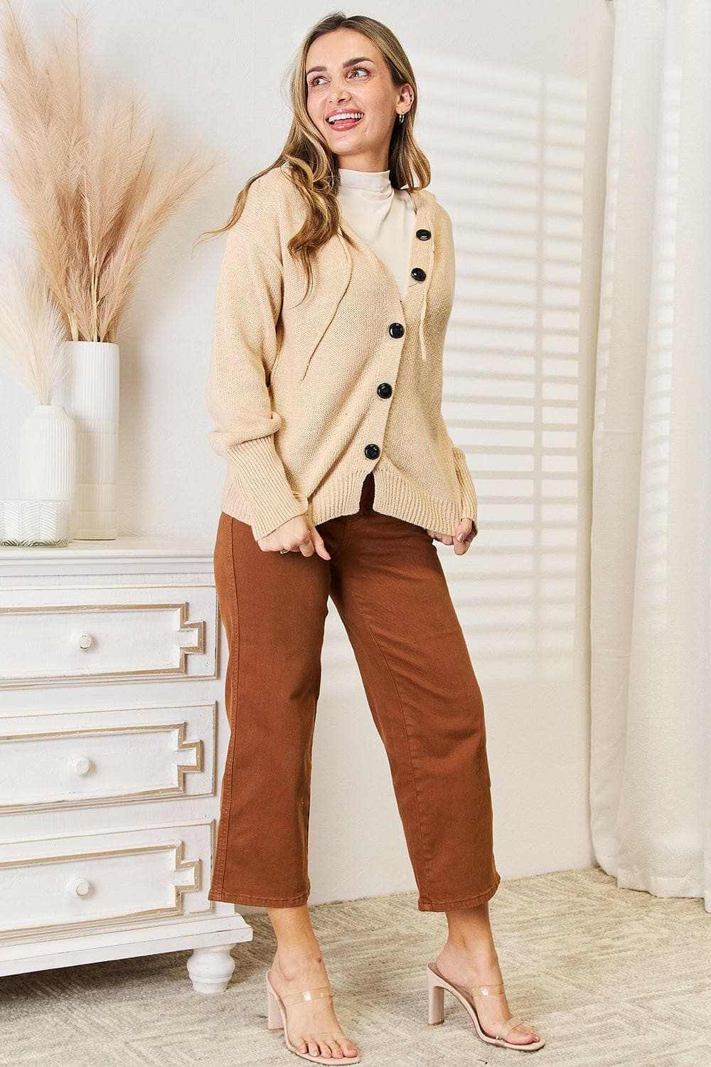 Cozy hooded sweater with buttons - Love Salve 
