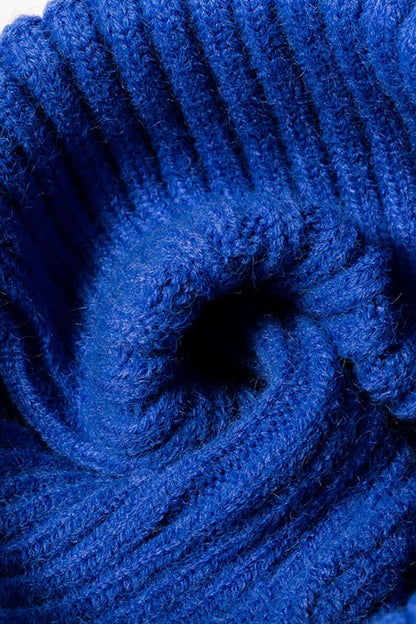 Cozy knit beanie with ribbed cuffs 