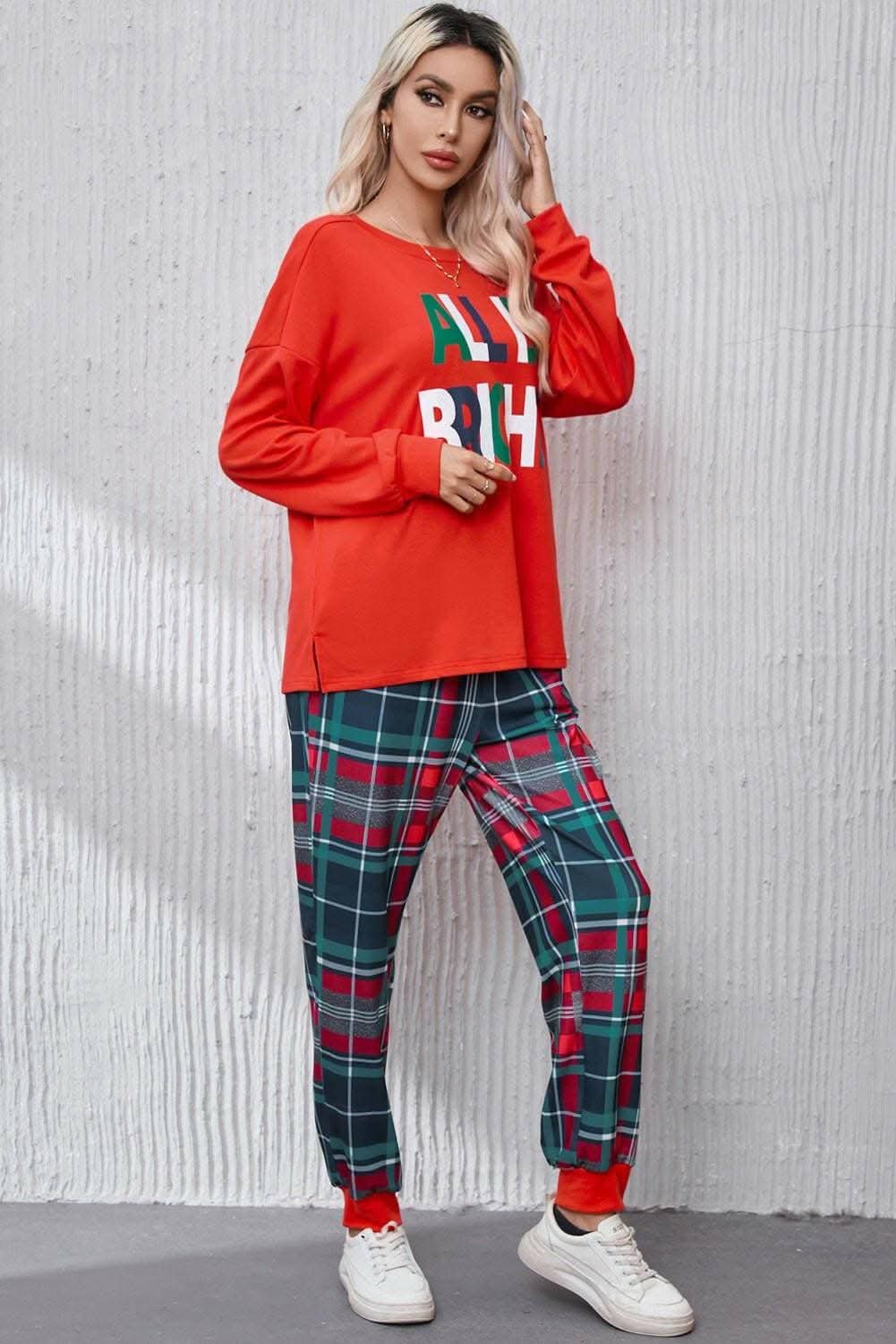 Cozy plaid lounge set for women 