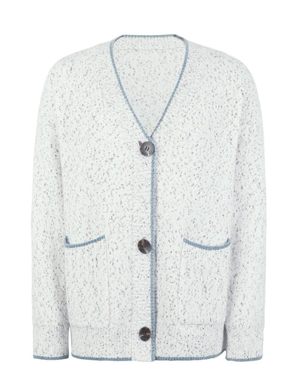 Cozy v-neck cardigan with pockets 