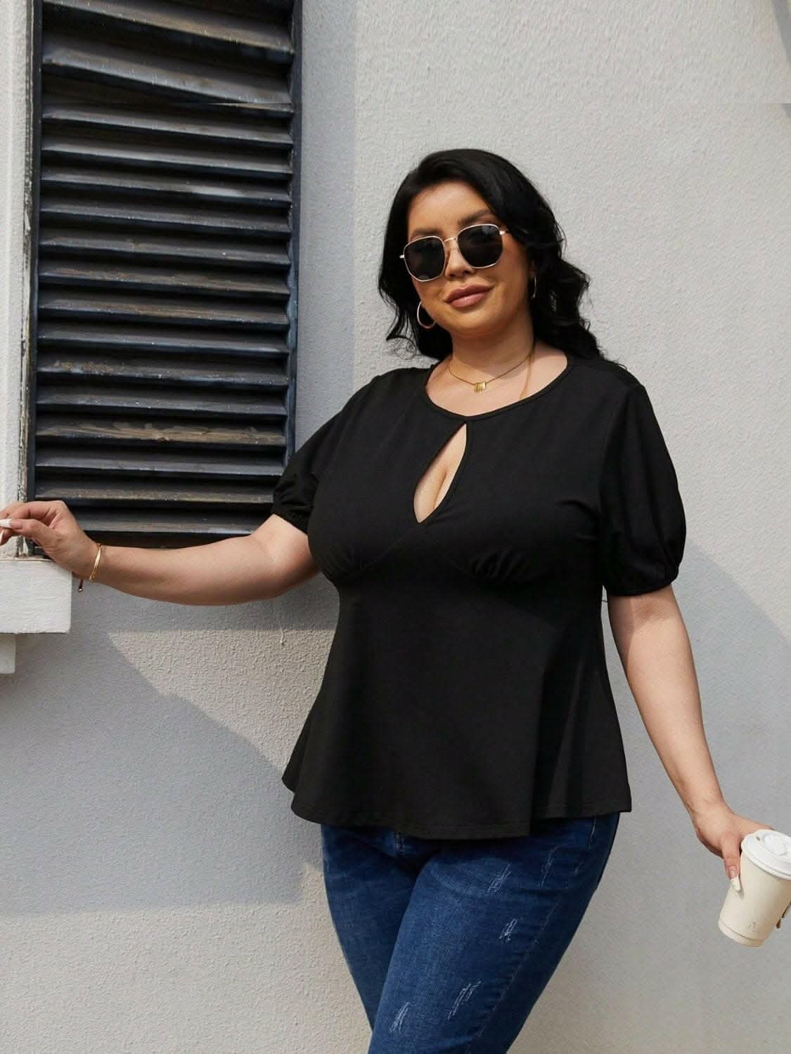 Curvy cutout short sleeve top - Love Salve 