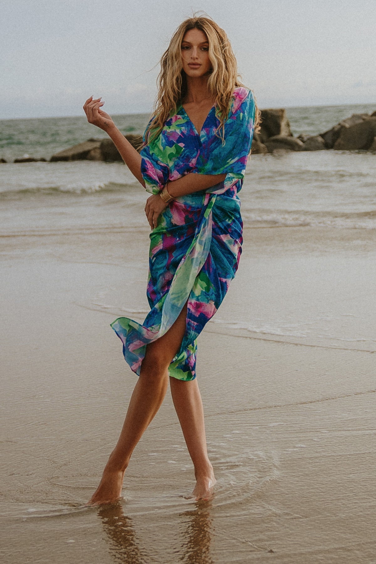 ON THE HORIZON WOVEN SATIN MIDI DRESS Flying Tomato