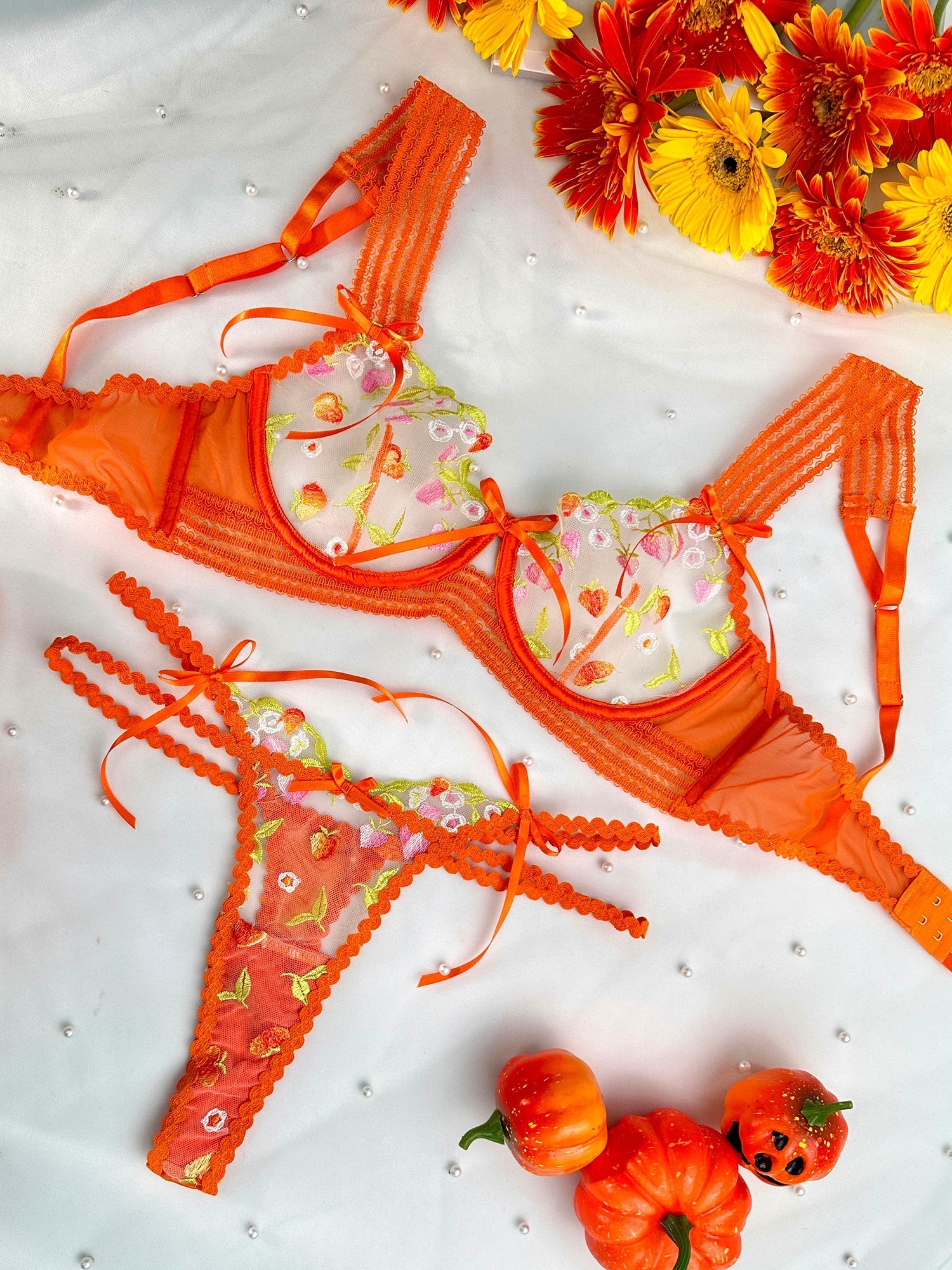 Sunny Meadow Floral Lace Lingerie Set With Wide Straps Hello.LA.Girl