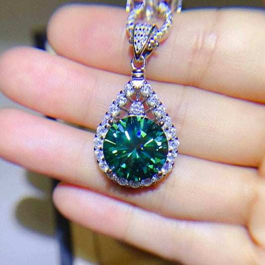Dazzling moissanite teardrop necklace - Love Salve 