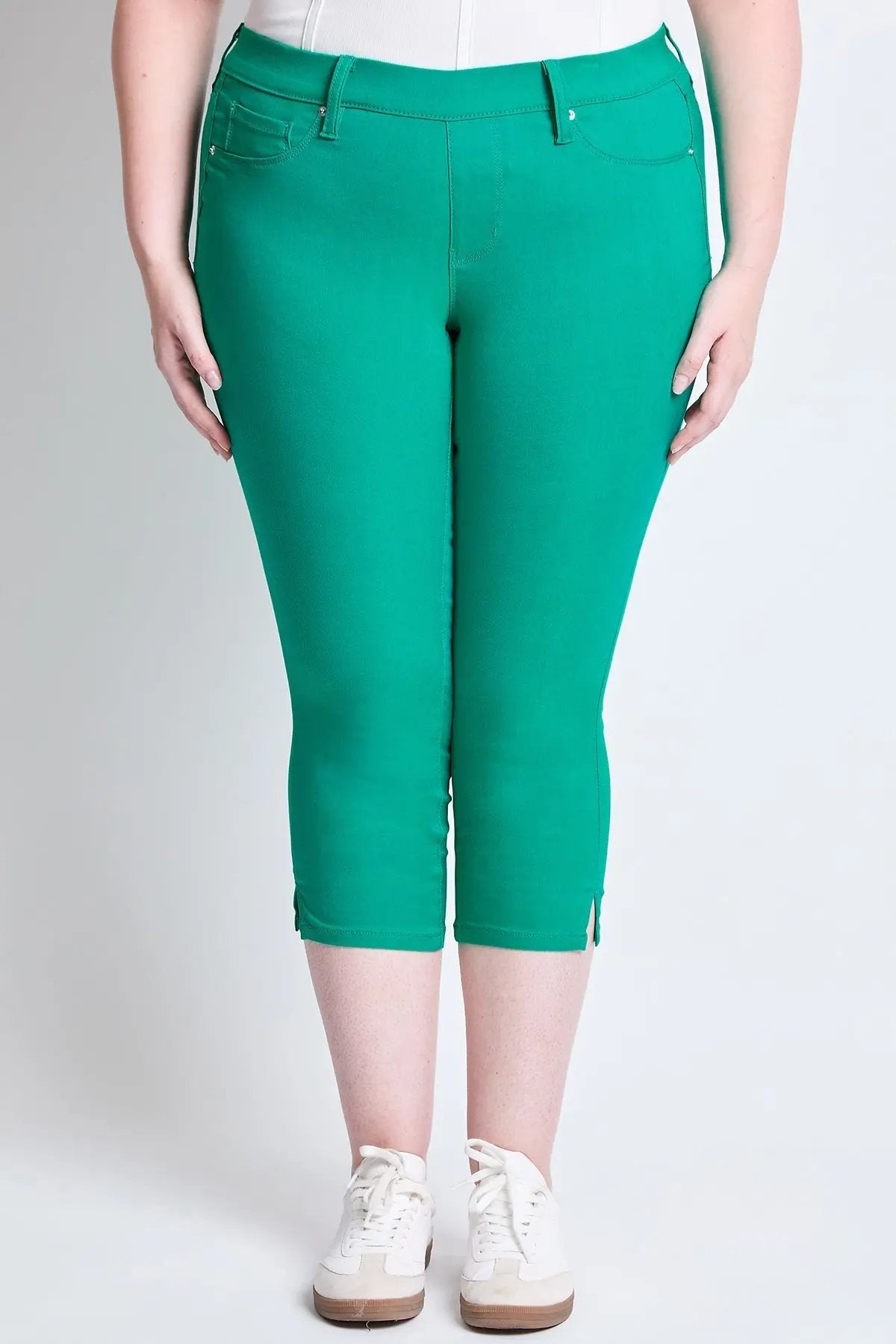 Women's Plus Hyperstretch Capri YMI JEANS