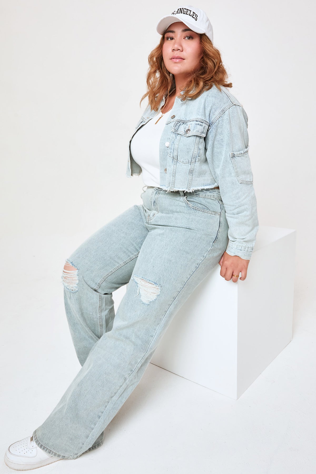 Women's Plus High Rise Relaxed Wide Leg Jeans YMI JEANS