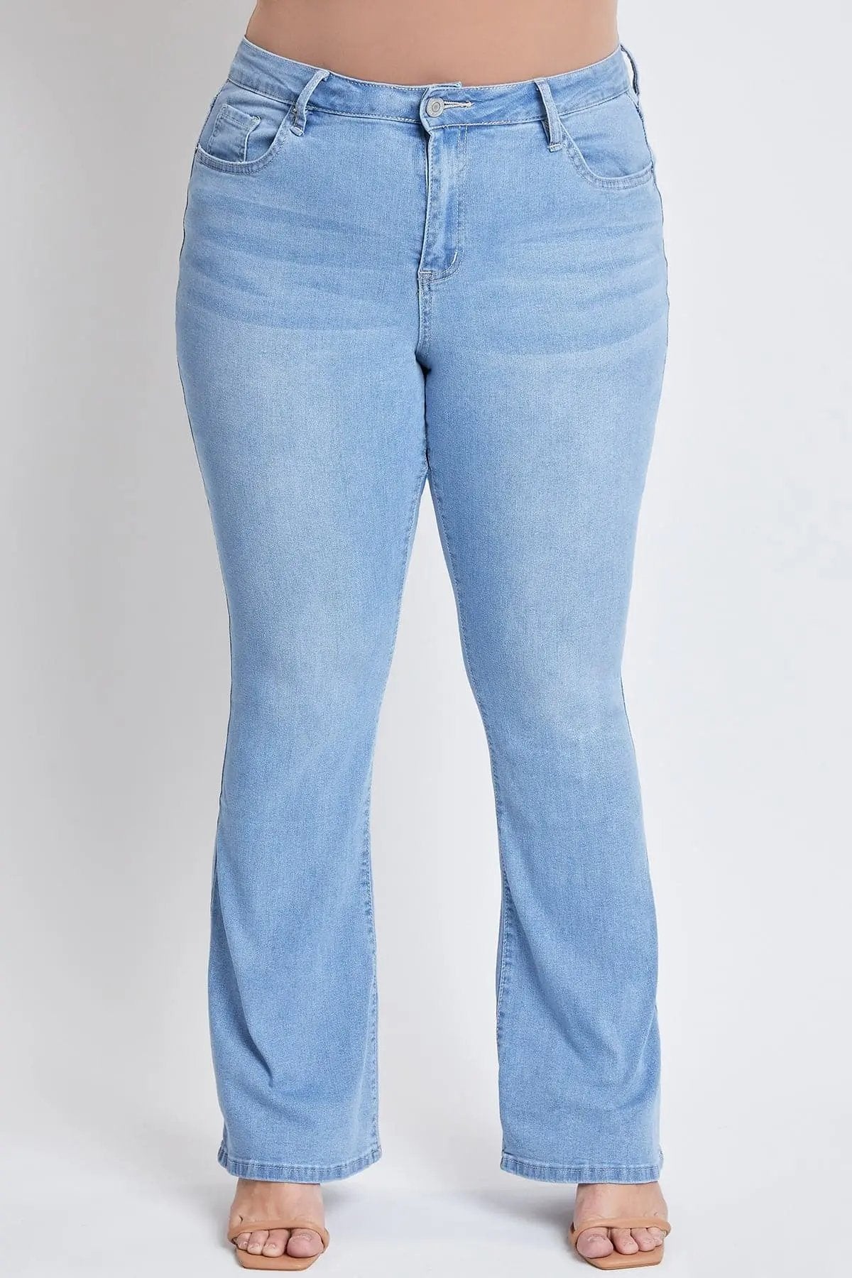 Women's Plus Size Basic Flare Jeans - Love Salve