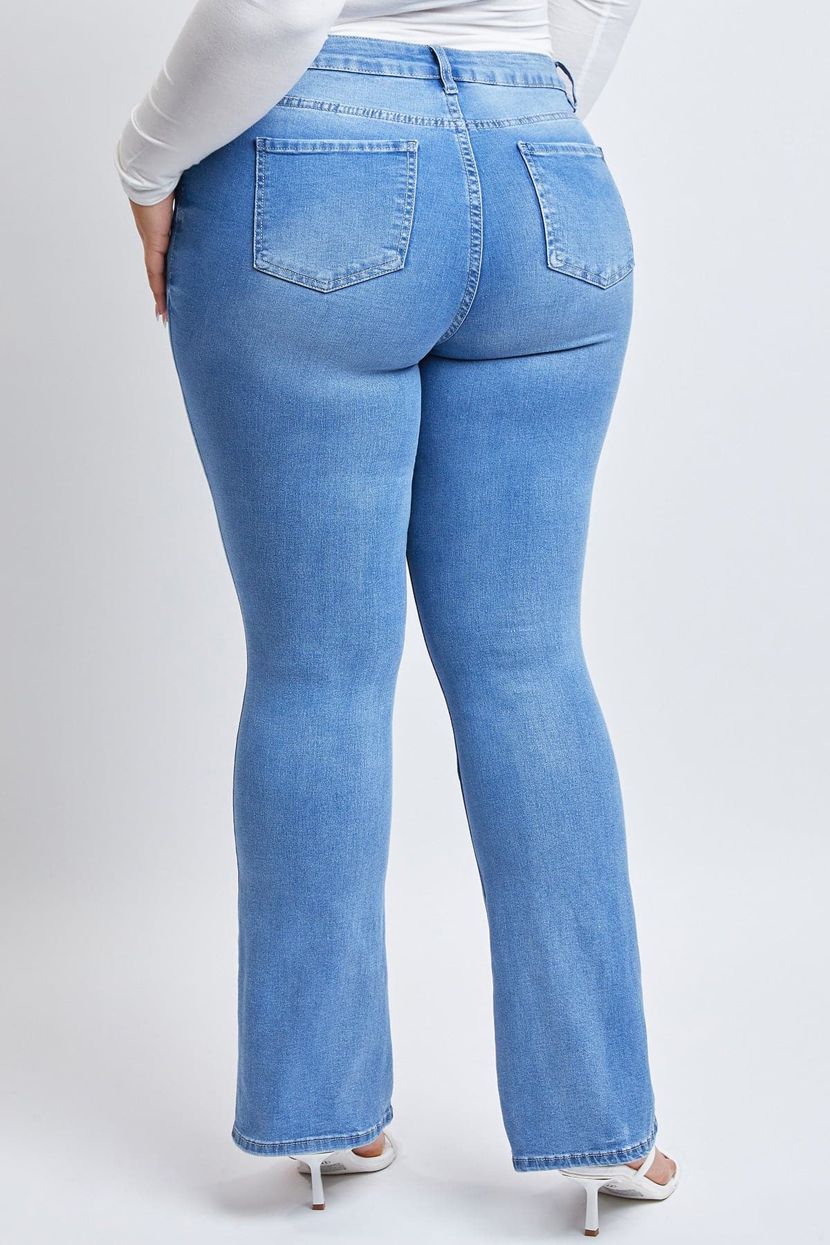 Women's Plus Size Basic Flare Jeans YMI JEANS