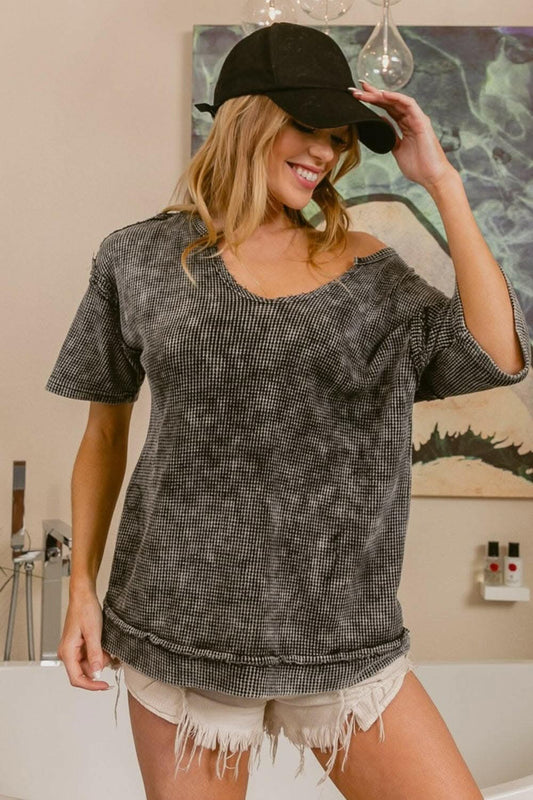 Effortlessly stylish washy notched tee - Love Salve 
