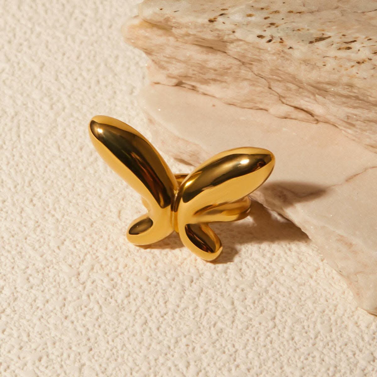 Elegant 18K gold butterfly ring - Love Salve 