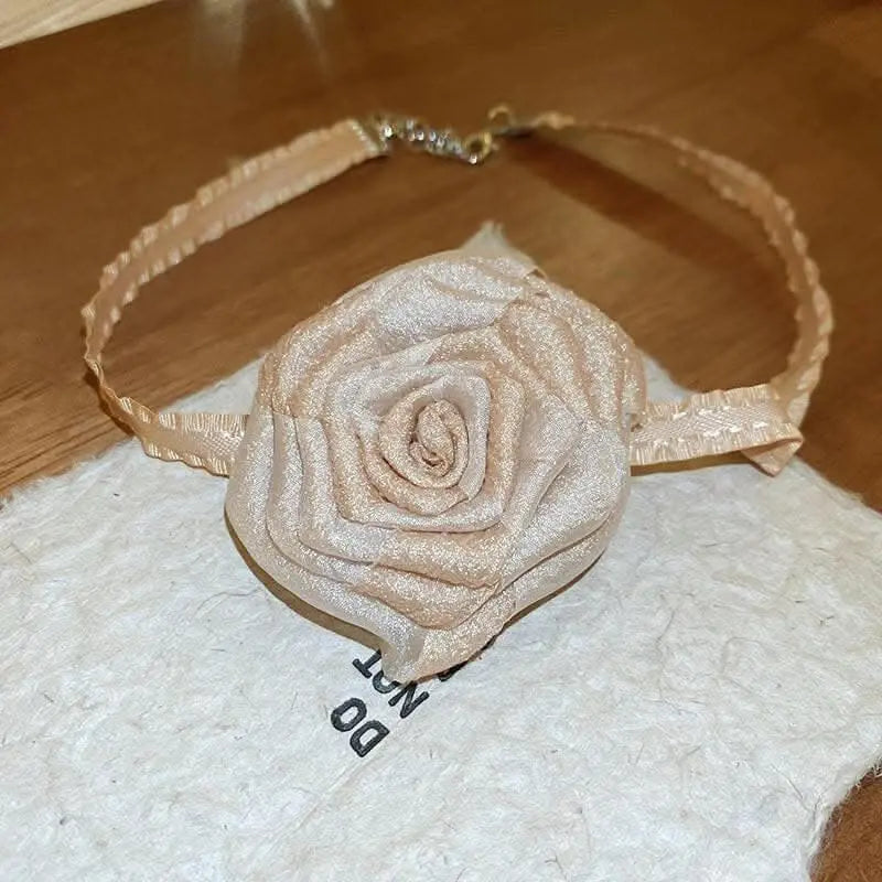 Elegant 3D rose alloy charm necklace - Love Salve 