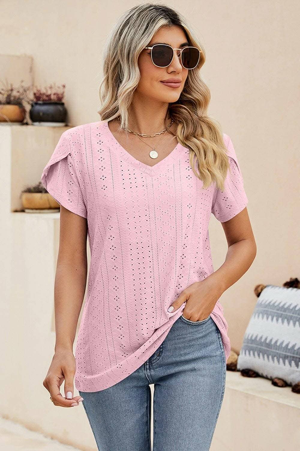 Elegant Eyelet Blouse with Sleeves 