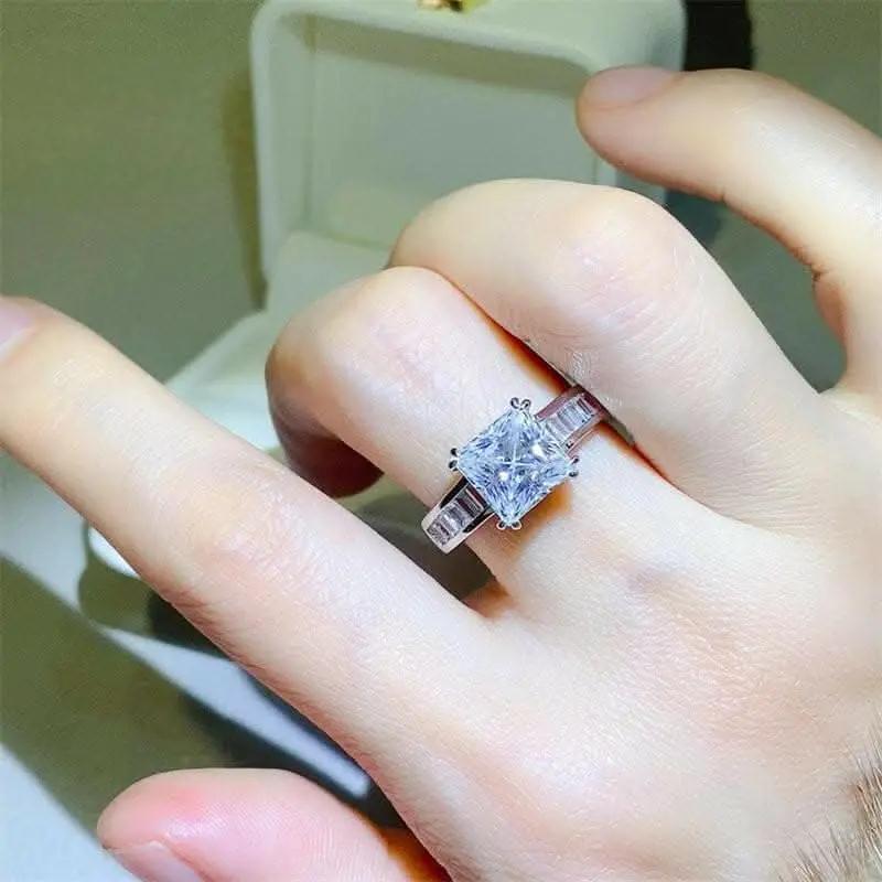 Elegant Moissanite Square Ring - Love Salve 