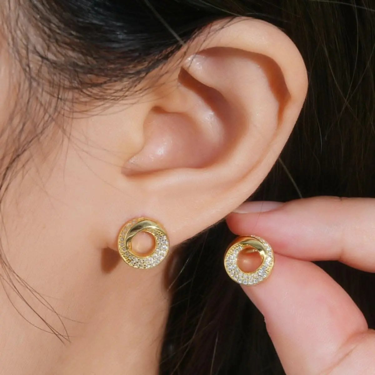 Elegant Moissanite Studs in Silver - Love Salve 