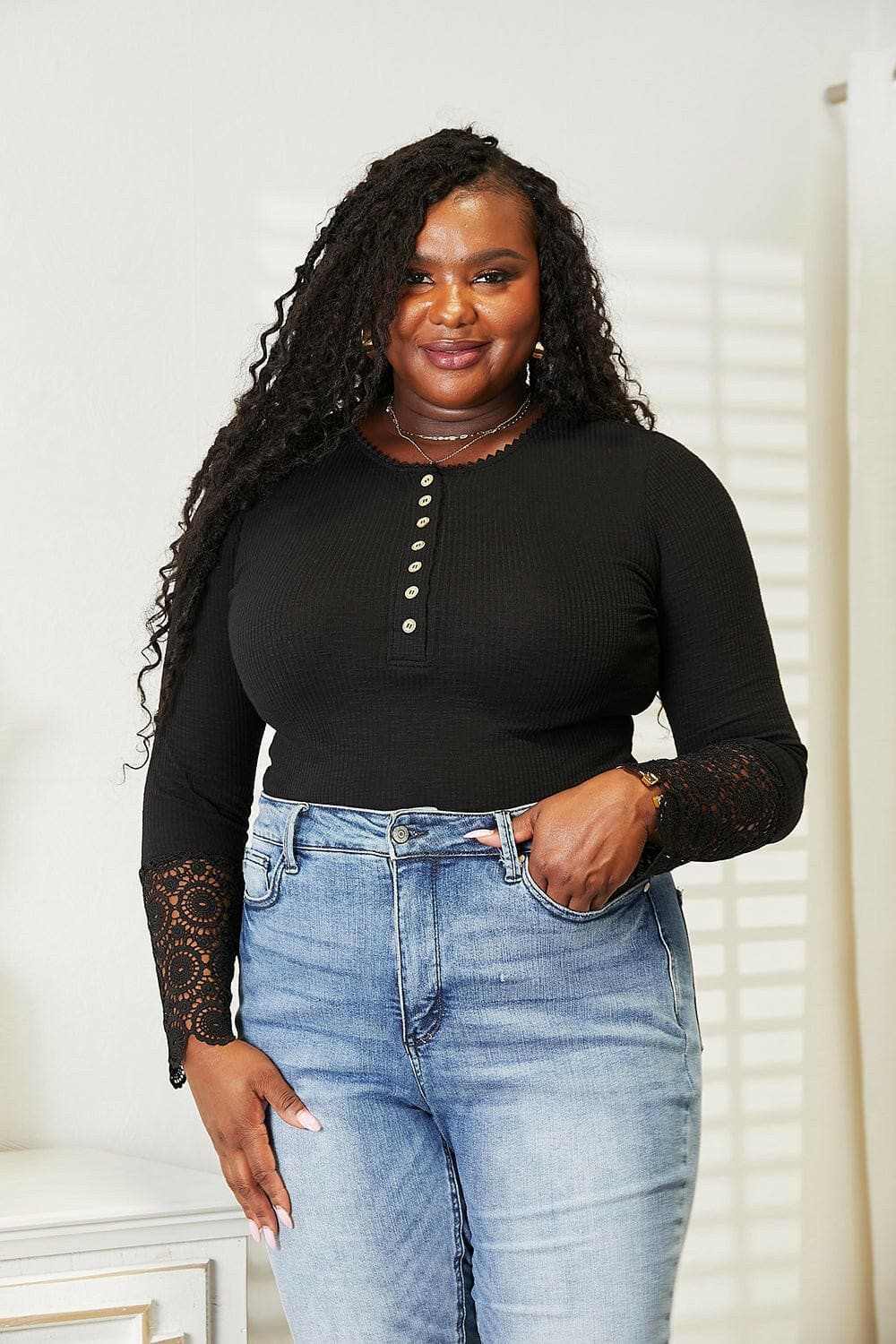 Elegant crochet lace sleeve blouse - Love Salve 