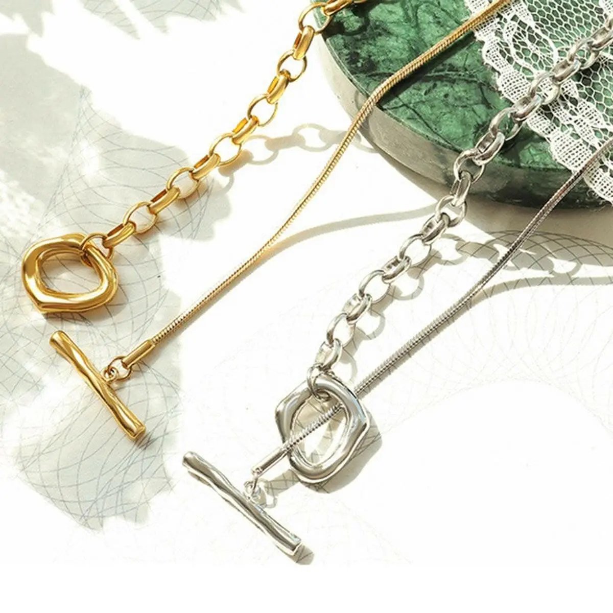 Elegant dual-tone titanium necklace - Love Salve 