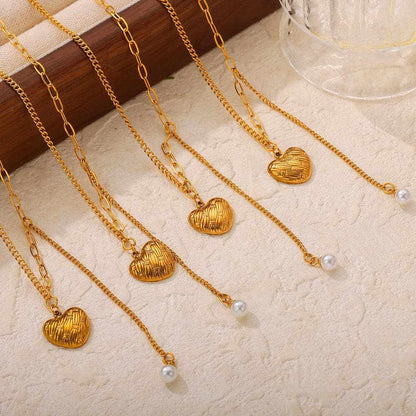 Elegant heart pendant necklace - Love Salve 