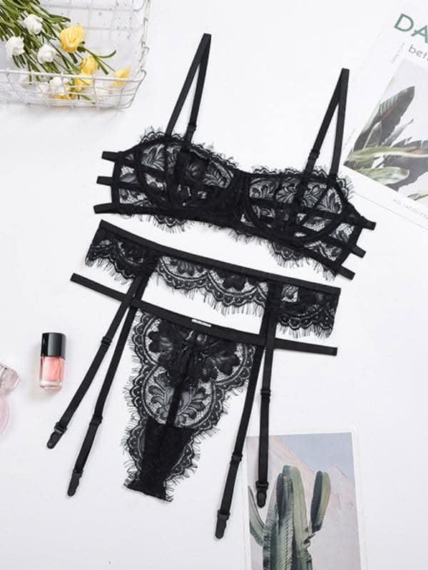 Elegant hollow suspender lingerie set 