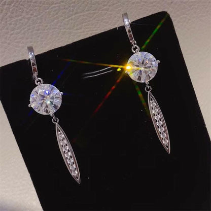 Elegant moissanite earrings 10 ct - Love Salve 