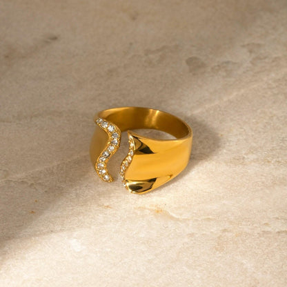 Elegant rhinestone bypass ring 