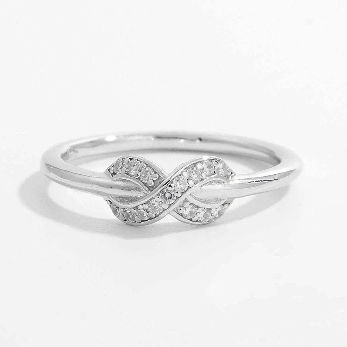 Elegant zircon geometric ring - Love Salve 