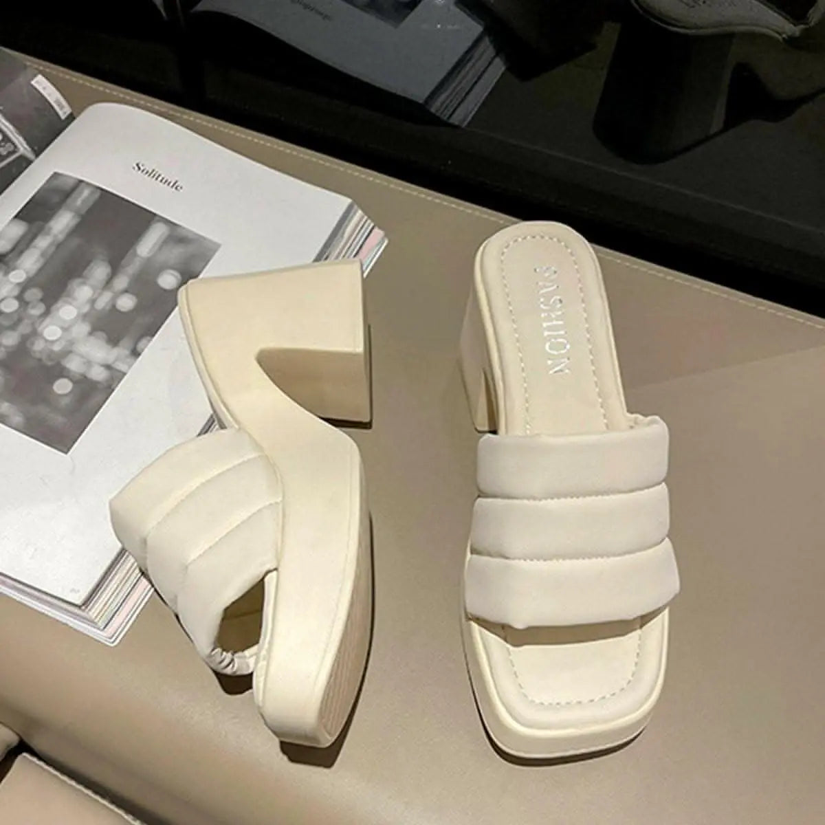 Elevated block heel sandals - Love Salve 
